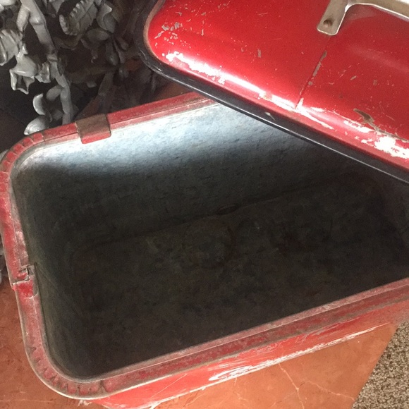 Vintage Coca Cola ice cooler 🥤 - Picture 4 of 7